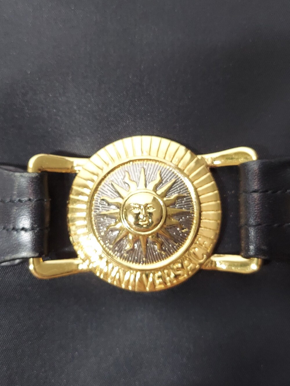 Versace Bag, Portatutto In Vitello, Black & Gold. Vimtage - Picture 14 of 14